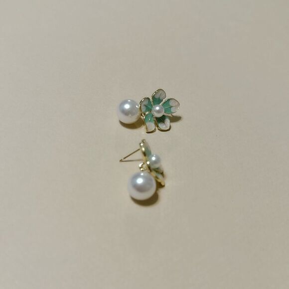 Flower pearl earrings N793 - Picture 3 of 5